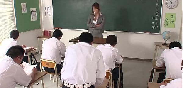  What an unbelievable scandal, what is the teacher doing there